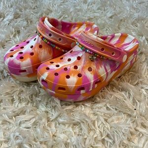 Platform tie dye crocs 3Y